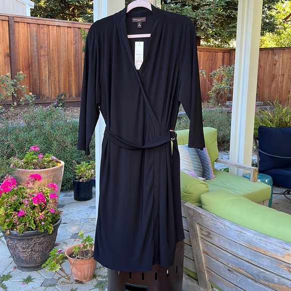 Dana Buchman Dresses & Skirts - Host pick! NWT Dana Buchman 1X black faux wrap dress adjustable belt 3/4 sleeves